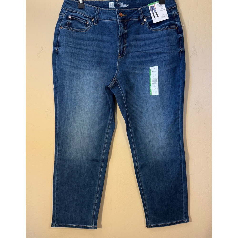 Time‎ and Tru Jeans Women 18 Short Blue Straight Leg Mid-Rise Med Wash NEW